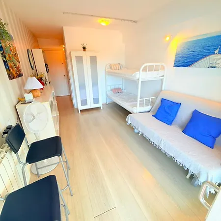 Apartamento Sea View With Pool